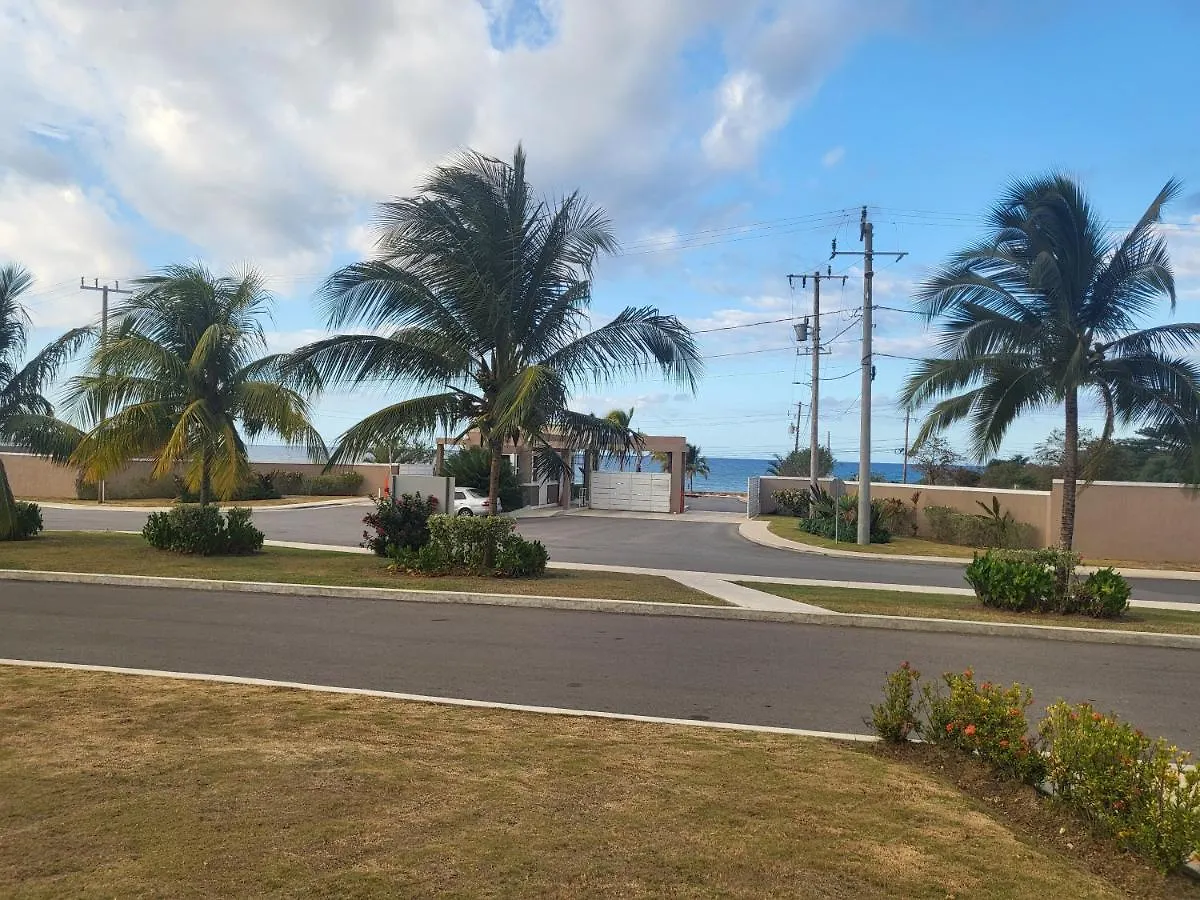 Summer Breeze Villa Lucea